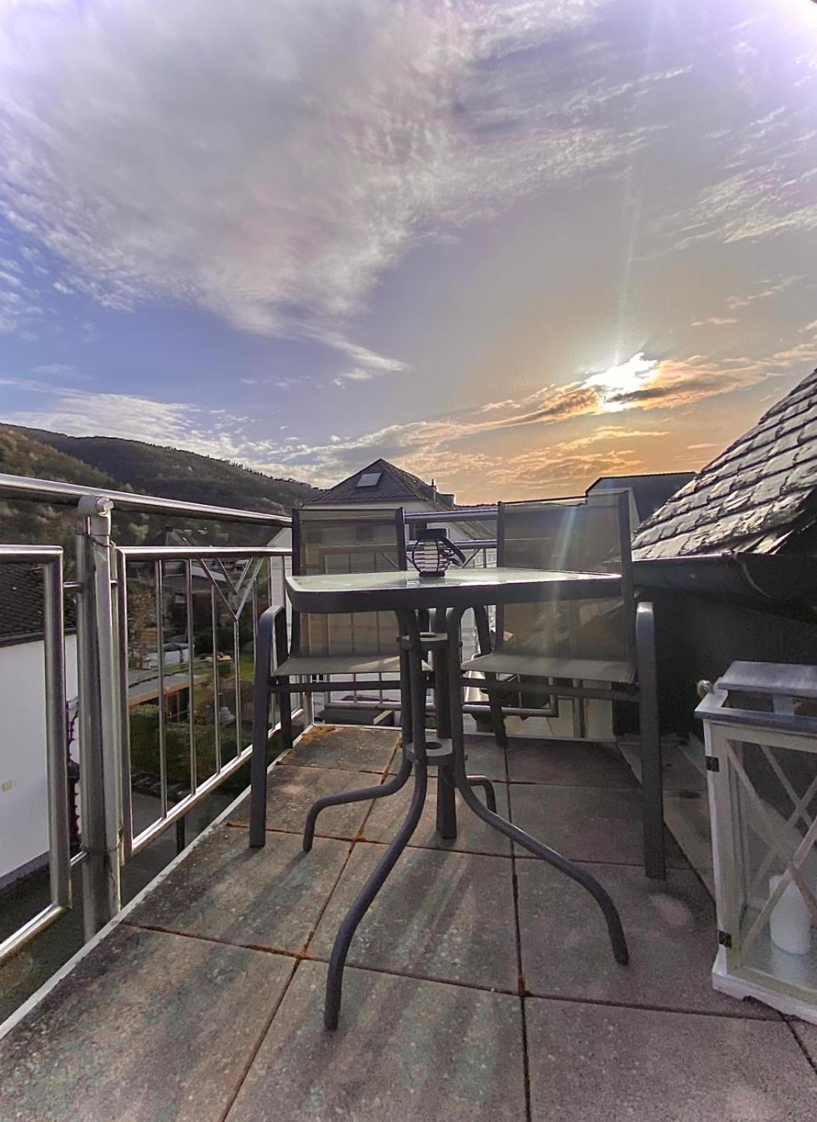 Ferienwohnung Sonnen - Terrasse Bernkastel-Kues Exterior photo